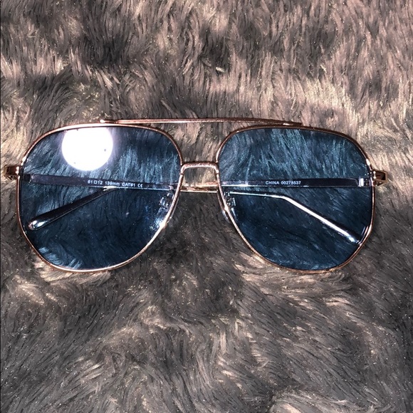 Baby Blue Sunglasses - Picture 4 of 5